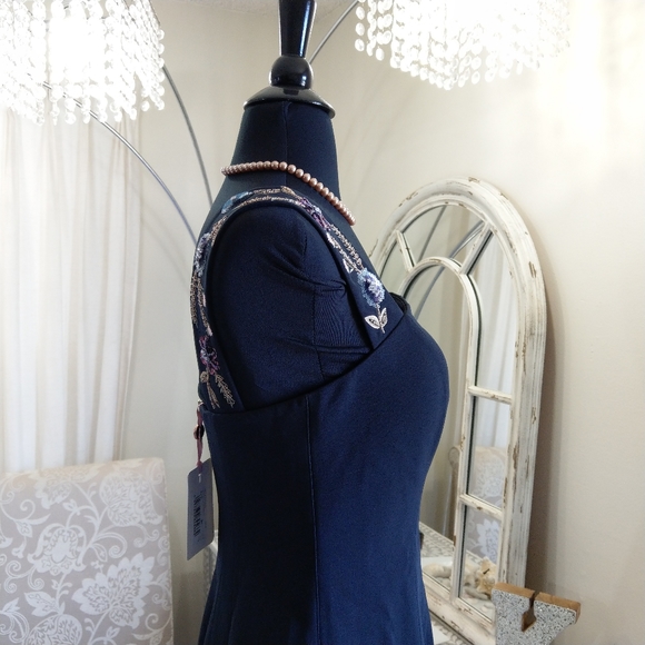 🔥LAST 1🔥NWT TED BAKER JANETA ELEGANT MIDI DRESS - Picture 5 of 14